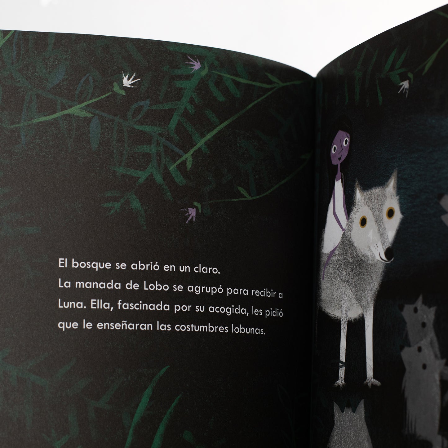 Luna . Alison Oliver