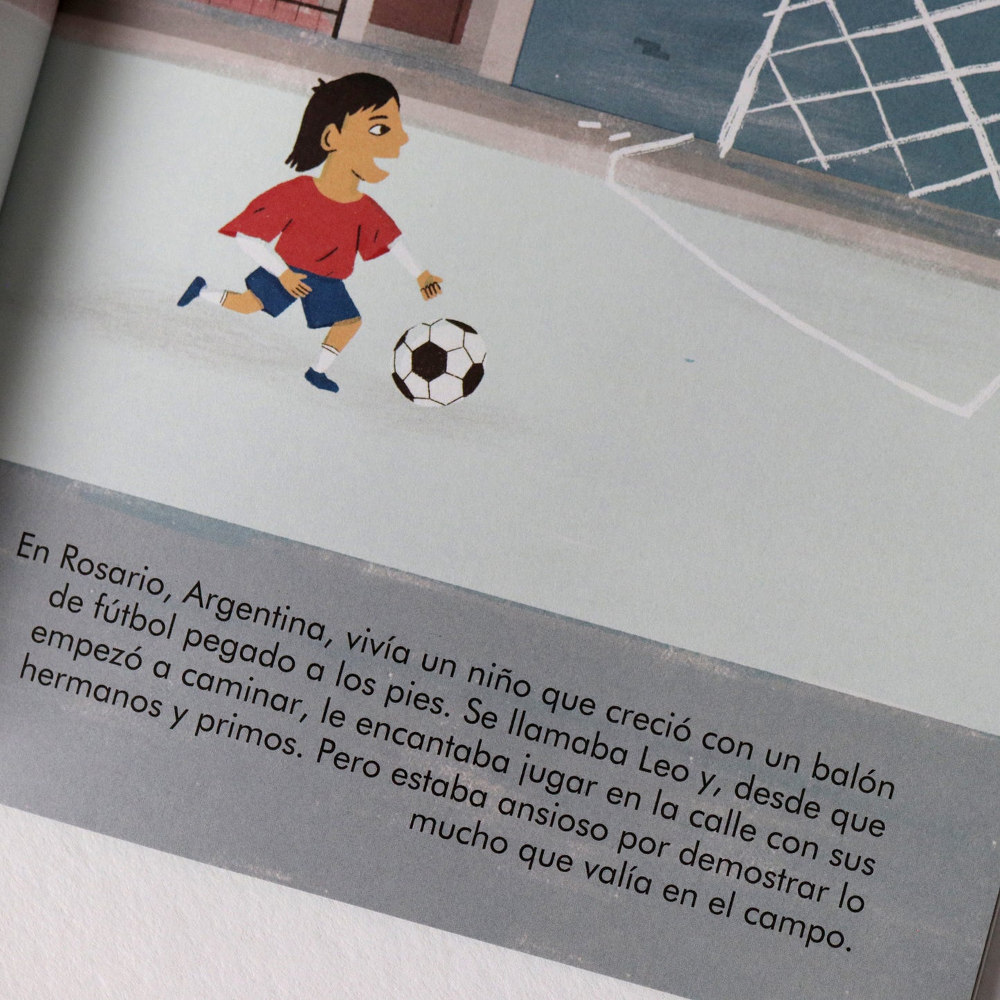 Leo Messi Little People Big Dreams . María Isabel Sánchez Vegara y Florencia Gavilán