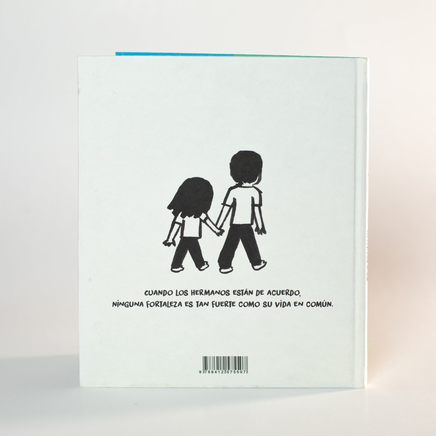 Hermanos . Iris de Moüy