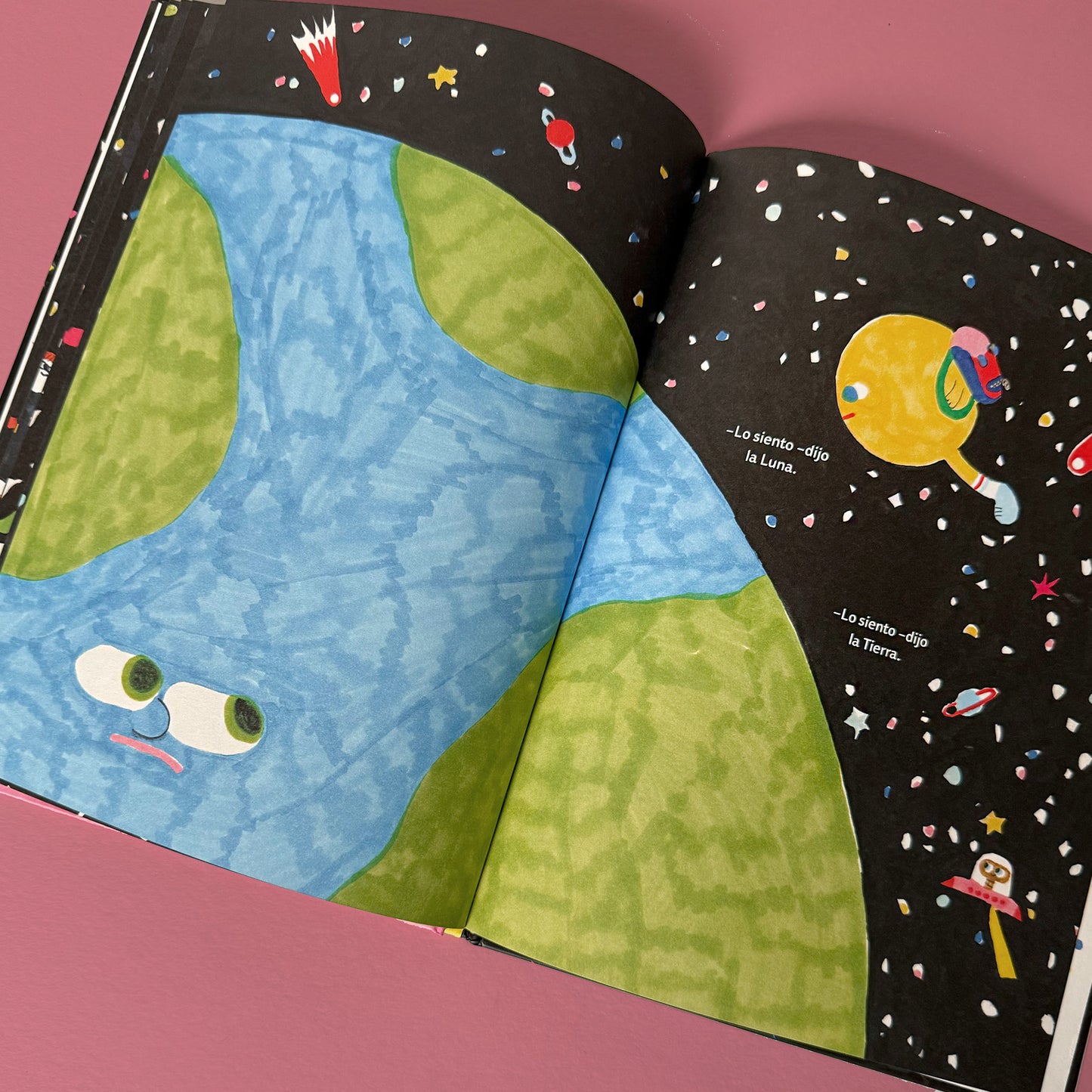 El día en que la Tierra y la Luna se pelearon . David Duff y Noemi Vola