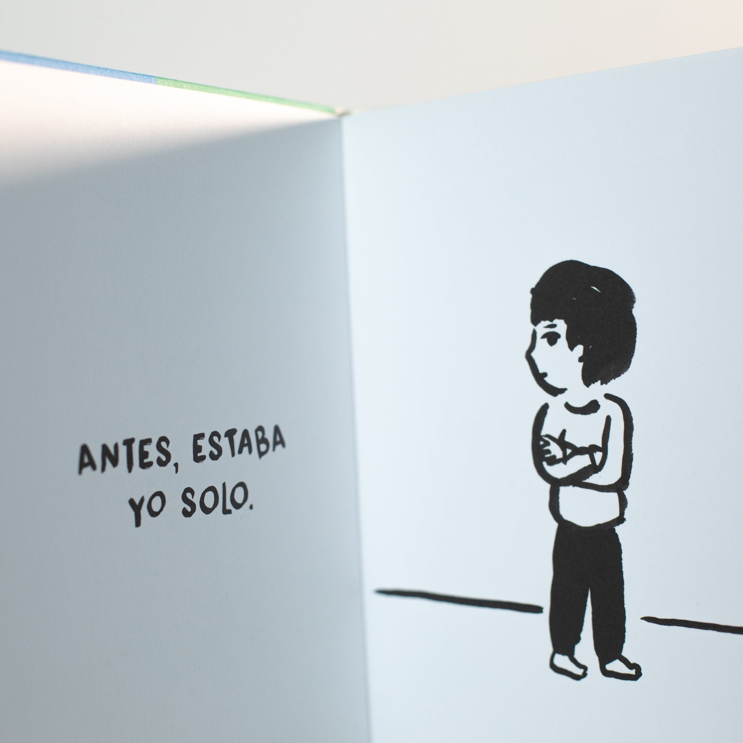 Hermanos . Iris de Moüy