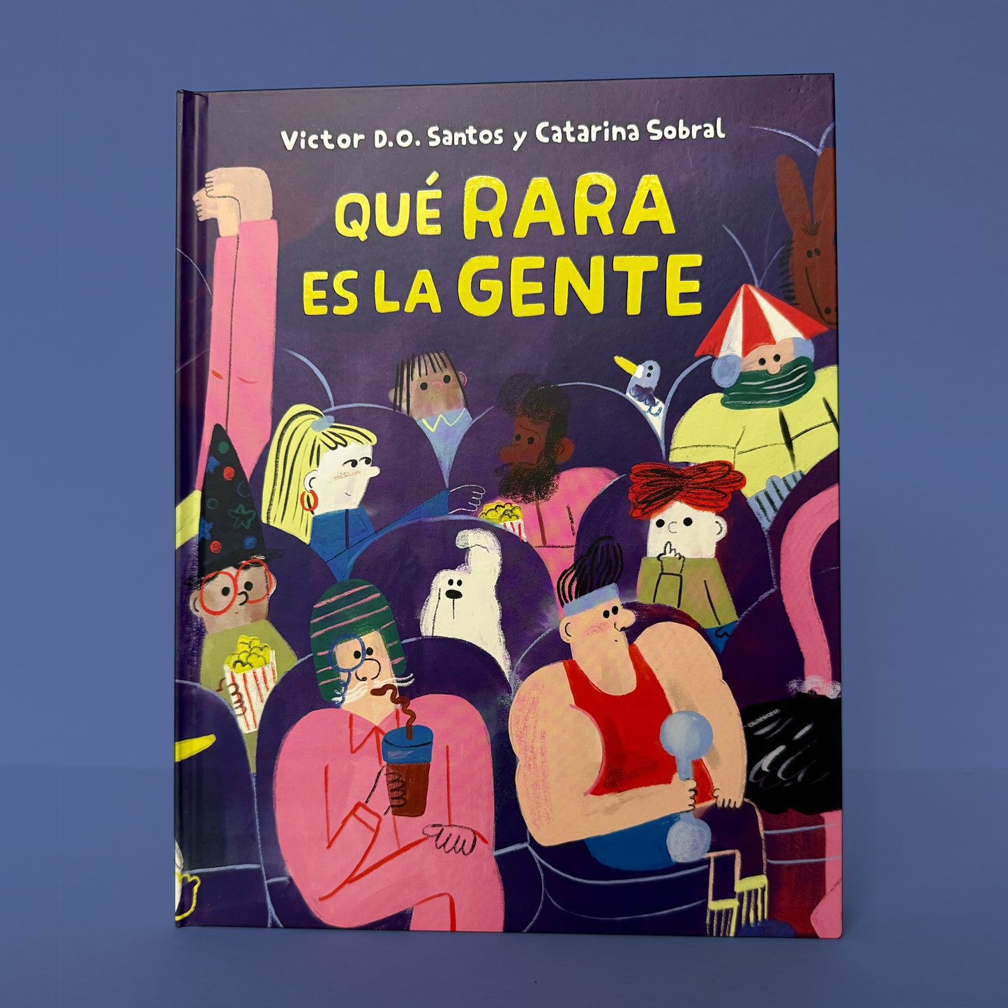 Qué rara es la gente . Victor D. O. Santos y Catarina Sobral