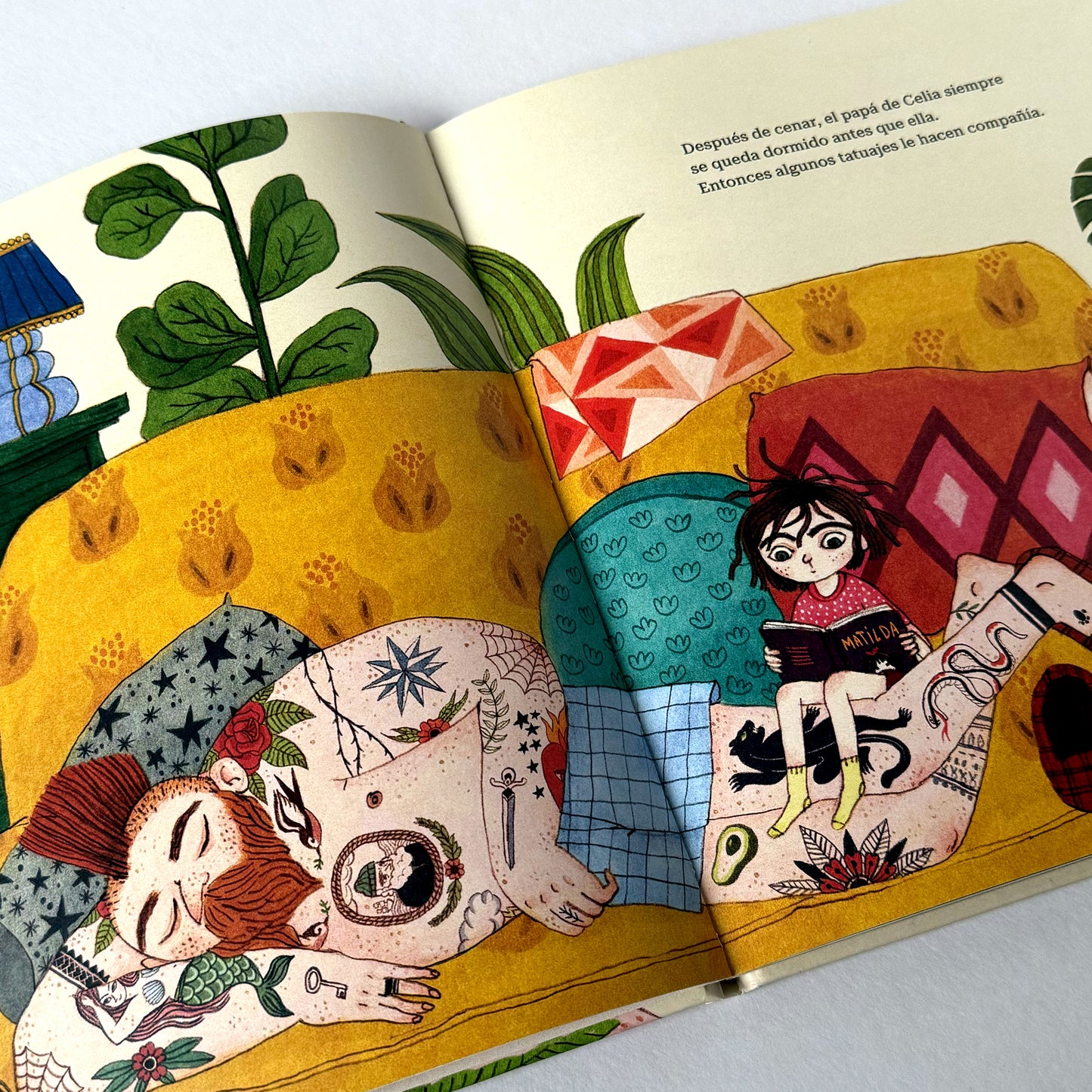 Los tatuajes . Nicolás Schuff y Ana Sender